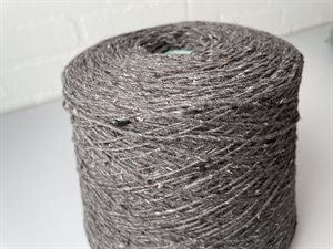 Tibet virgin wool / alpaca / silke - drønlækker i mørk grå melange med varme farver nister, 100 gram